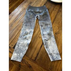 Lululemon Ebb To Train Tight Luna Blue Black White Wash Cropped Leggings Size 4